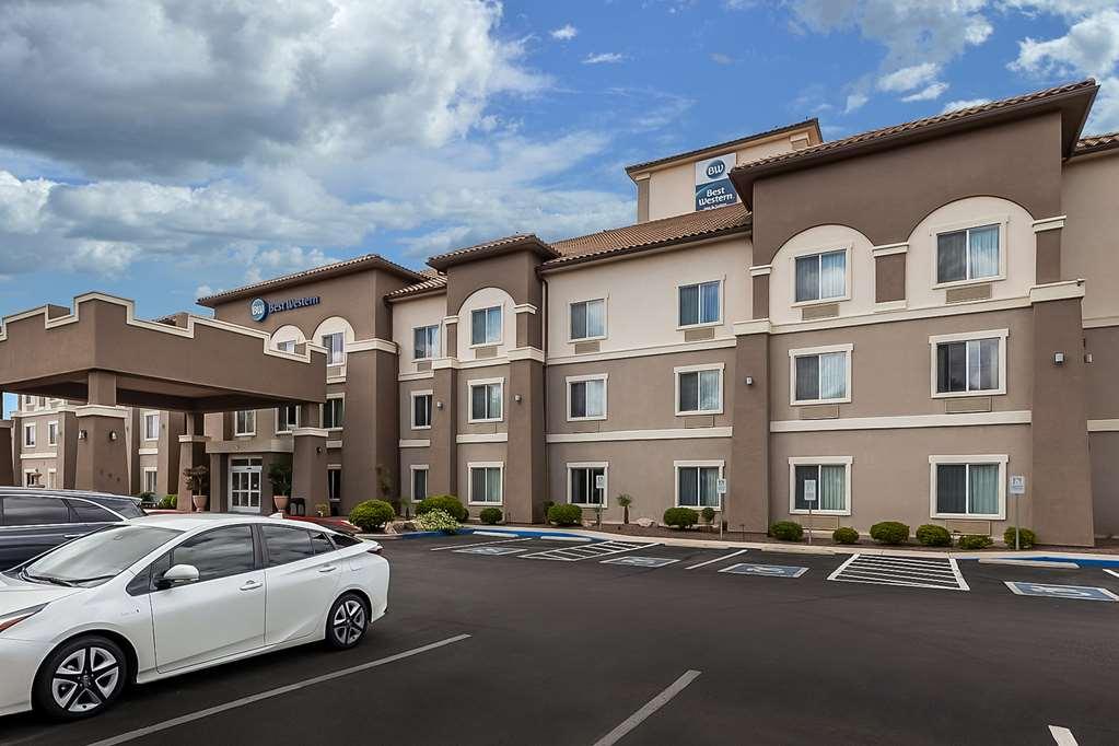 Best Western Douglas Inn & Suites Eksteriør billede