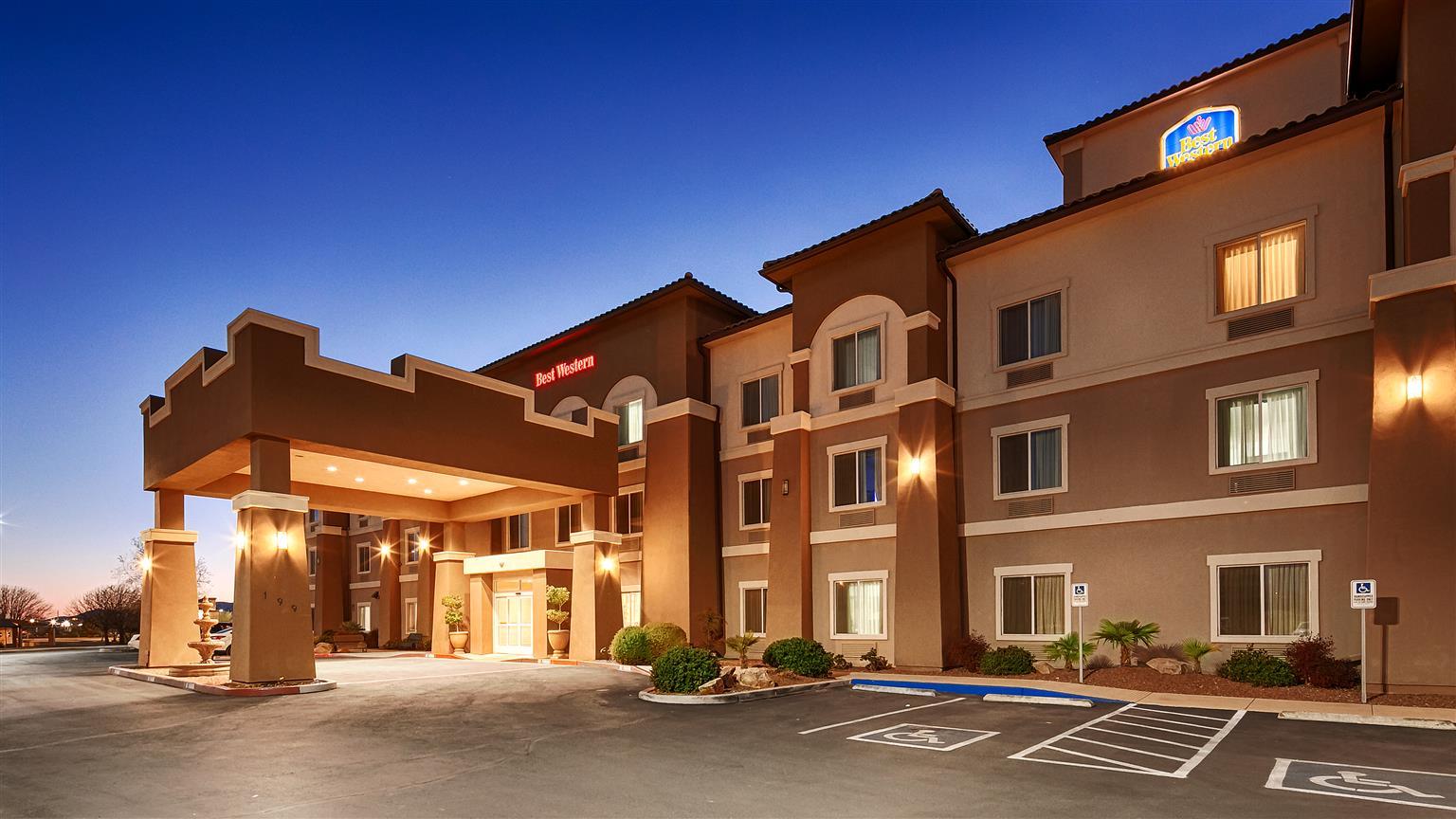Best Western Douglas Inn & Suites Eksteriør billede
