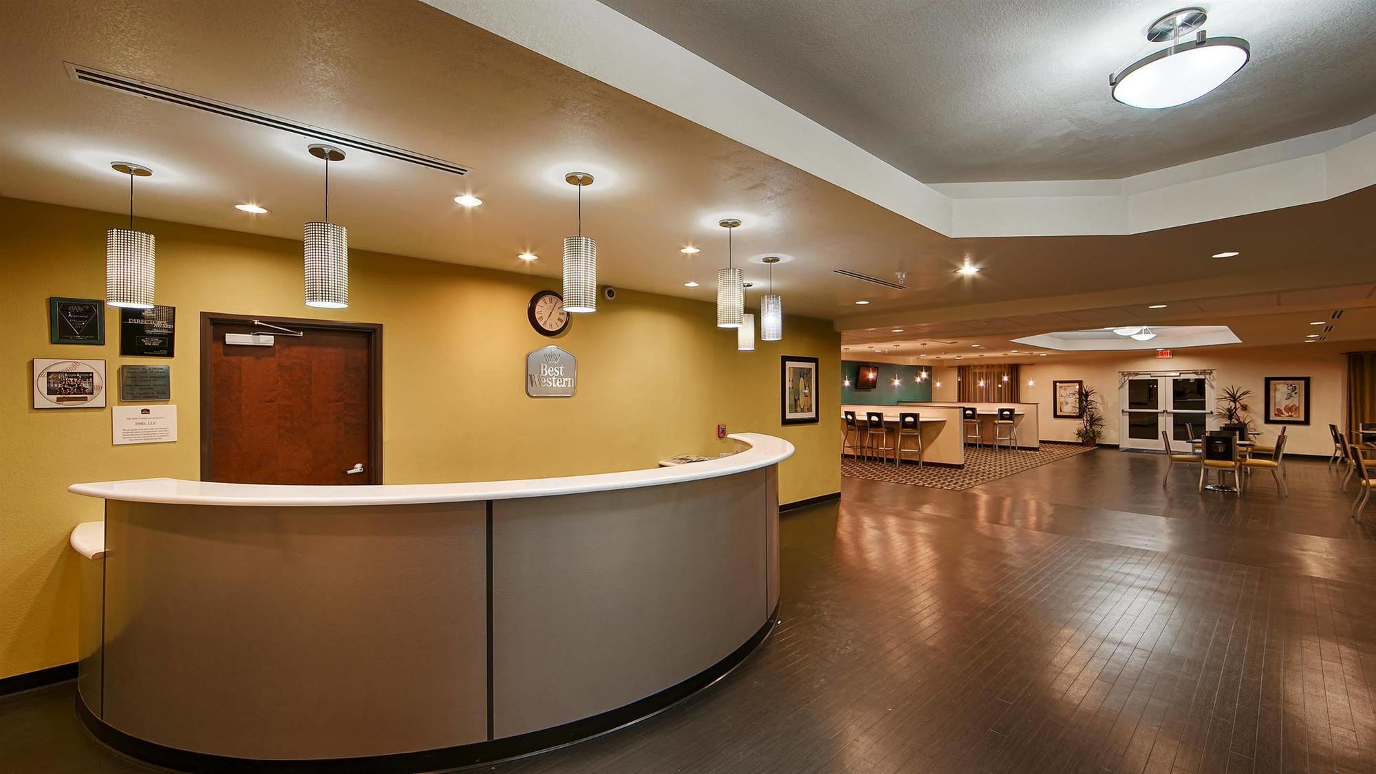 Best Western Douglas Inn & Suites Eksteriør billede